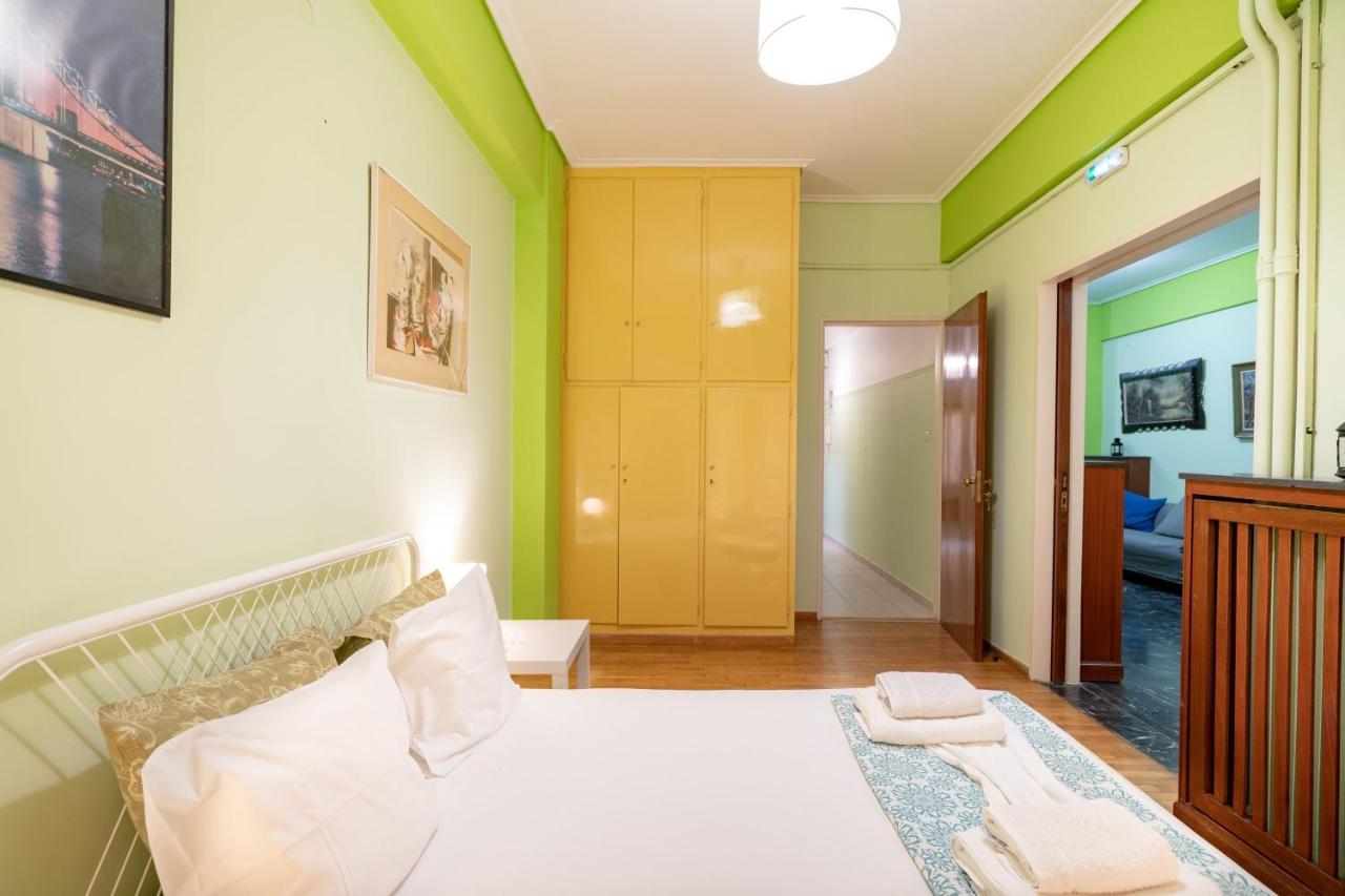 Ampelokipi Metro St. 2 Bedrooms 6 Pers. Apartment Athen Eksteriør bilde