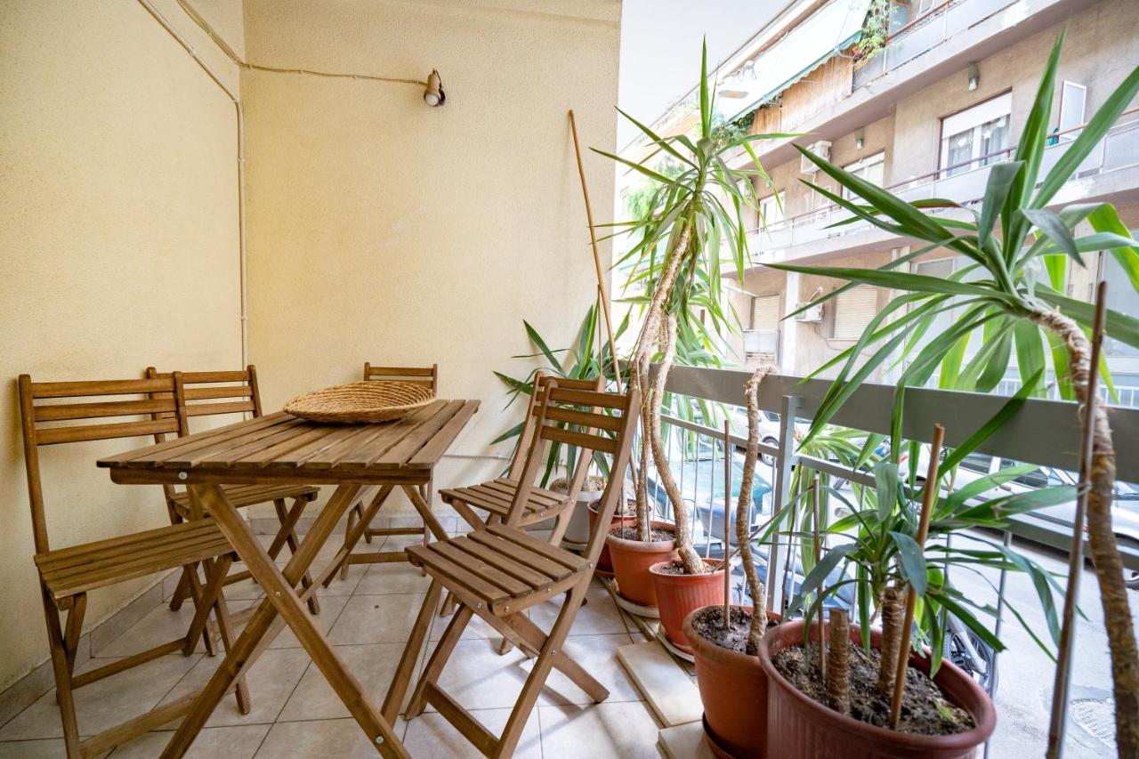 Ampelokipi Metro St. 2 Bedrooms 6 Pers. Apartment Athen Eksteriør bilde