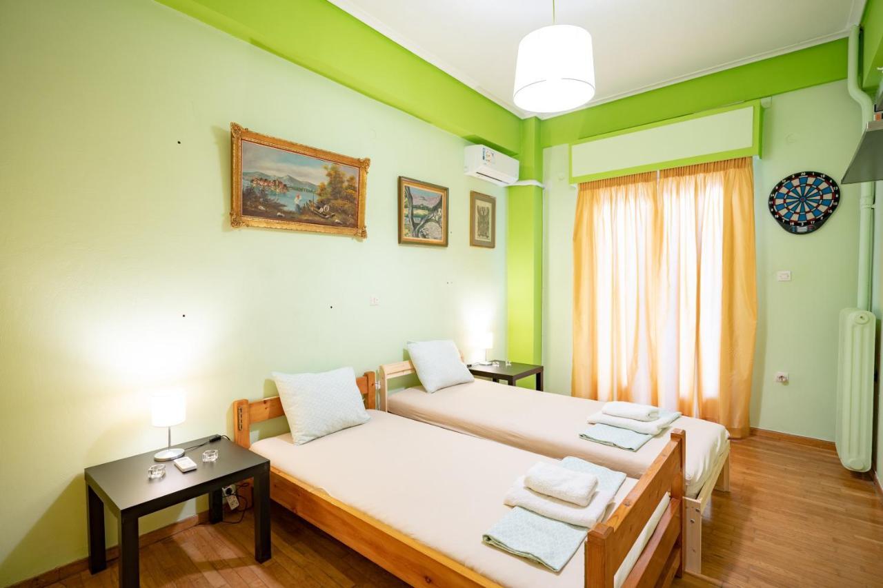 Ampelokipi Metro St. 2 Bedrooms 6 Pers. Apartment Athen Eksteriør bilde