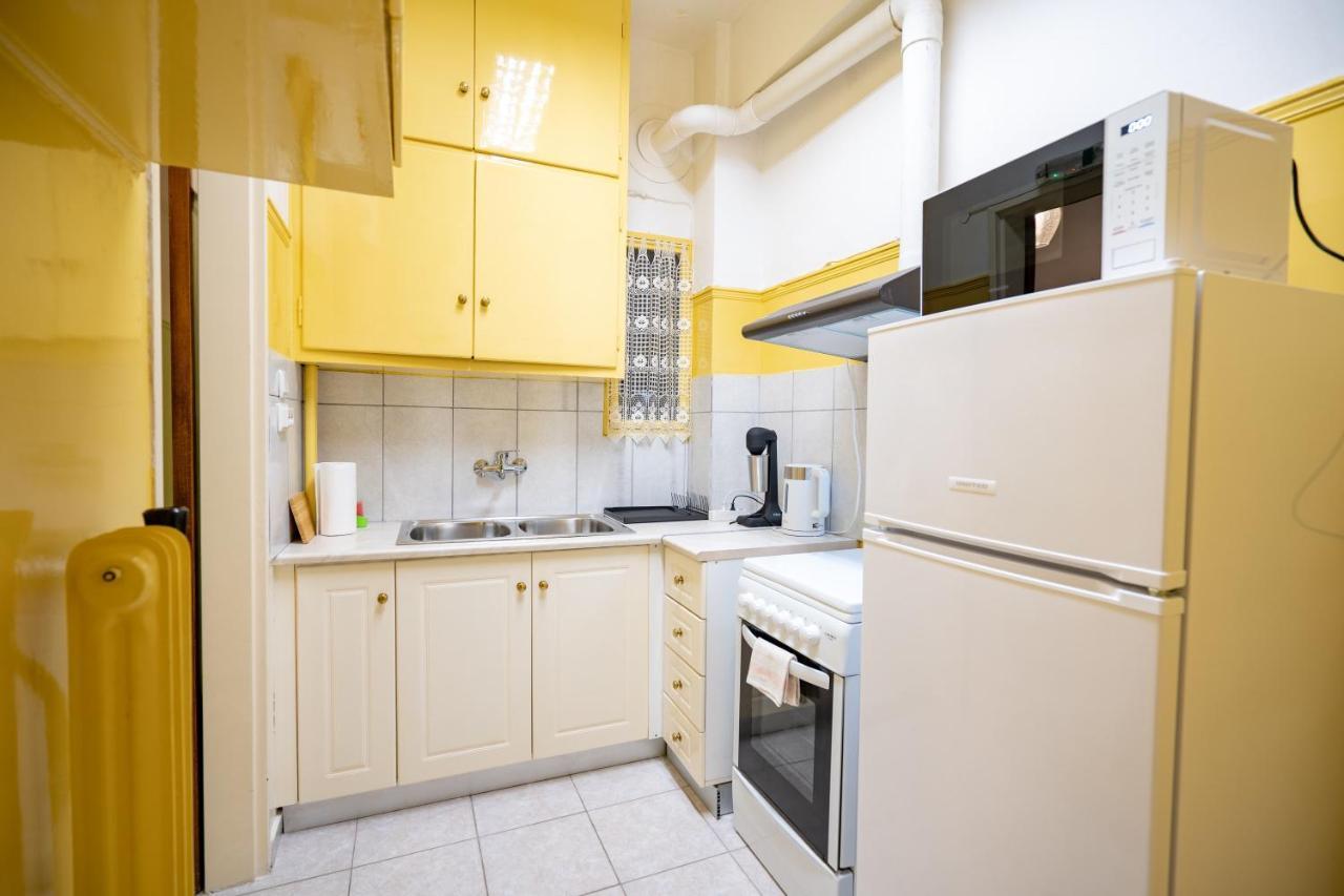 Ampelokipi Metro St. 2 Bedrooms 6 Pers. Apartment Athen Eksteriør bilde
