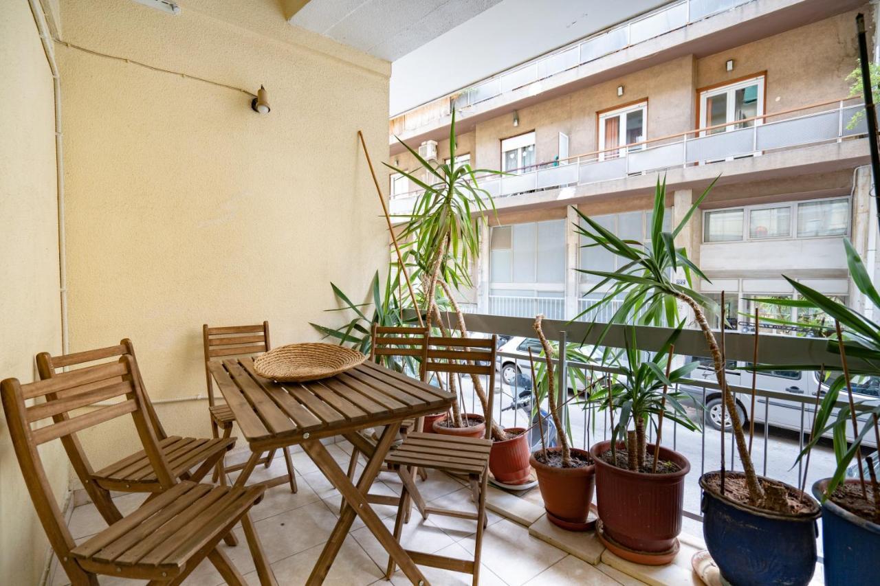 Ampelokipi Metro St. 2 Bedrooms 6 Pers. Apartment Athen Eksteriør bilde