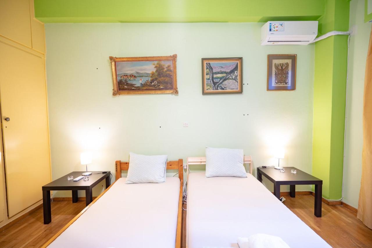 Ampelokipi Metro St. 2 Bedrooms 6 Pers. Apartment Athen Eksteriør bilde